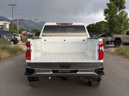 Used 2024 Chevrolet Silverado 2500 LT w/ Convenience Package AWD/4WD image 12