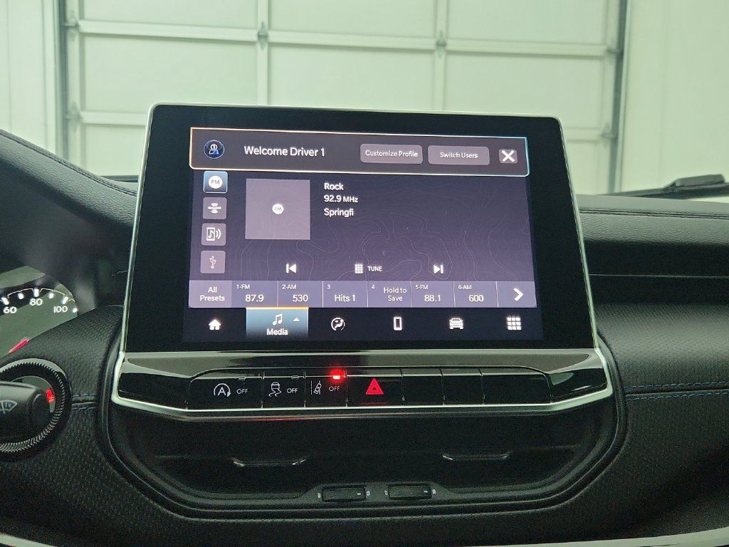 New 2026 Jeep Compass Latitude AWD/4WD image 23