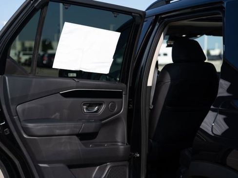 New 2025 Honda Pilot Touring image 20