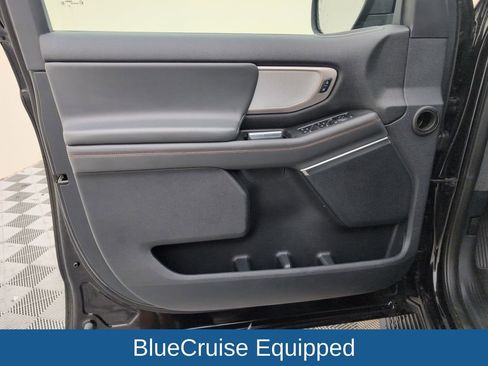 Used 2025 Ford Expedition Active RWD image 34