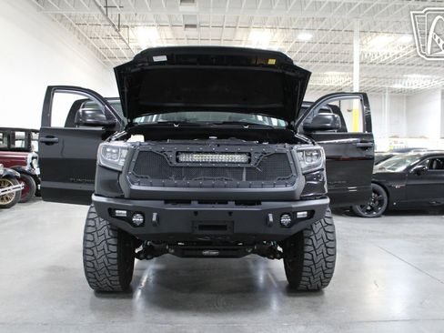 Used 2014 Toyota Tundra SR5 w/ TRD Off Road Package AWD/4WD image 37