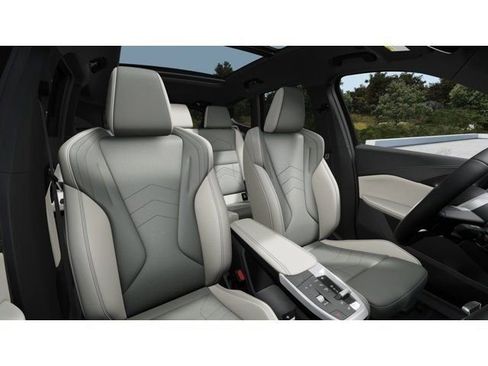 New 2026 BMW X1 xDrive28i w/ Convenience Package image 11