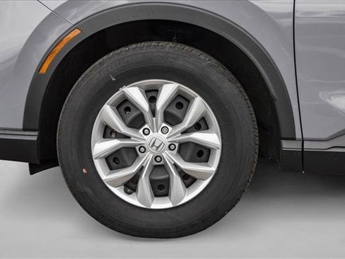 Used 2024 Honda CR-V LX image 9