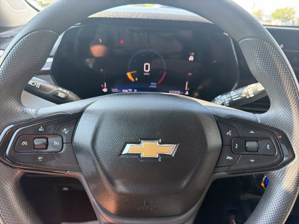 Used 2025 Chevrolet TrailBlazer LT AWD/4WD image 21