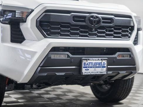 New 2026 Toyota Tacoma TRD Off-Road w/ TRD Off Road Premium Package image 15