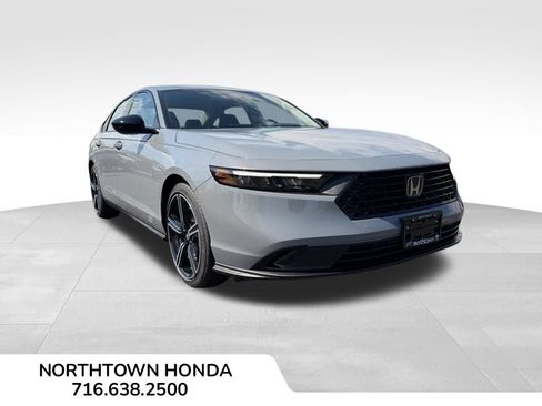 Used 2026 Honda Accord SE image 2