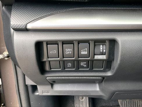 Used 2024 Subaru Forester Premium image 26