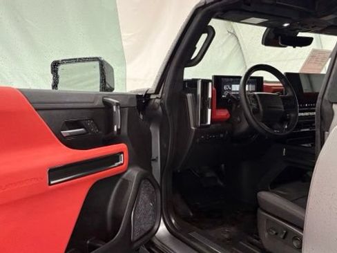 Used 2026 GMC Hummer EV 3X w/ Carbon Fiber Edition Package AWD/4WD image 34