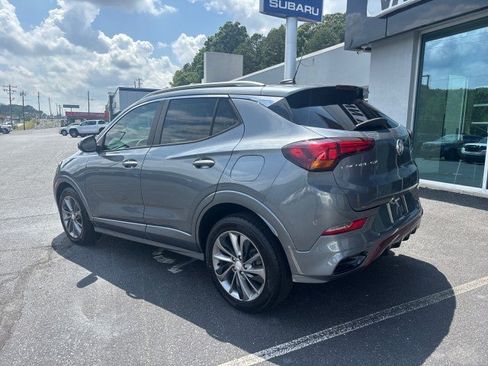 Used 2020 Buick Encore GX Select w/ Sport Touring Package FWD image 2