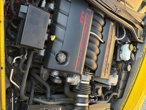 Used 2006 Chevrolet Corvette Convertible w/ Preferred Equipment Group image 23