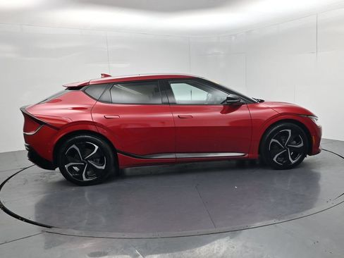 Certified 2022 Kia EV6 GT-Line w/ GT-Line Suede Seat Package AWD/4WD image 8