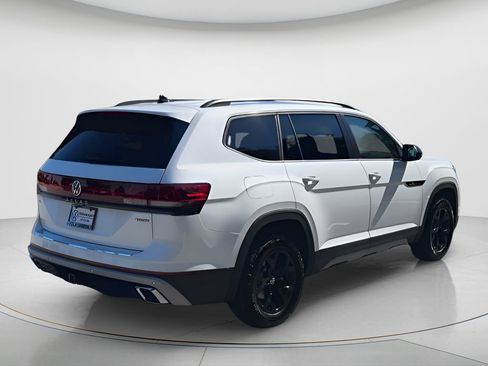 New 2026 Volkswagen Atlas Peak Edition AWD/4WD image 8