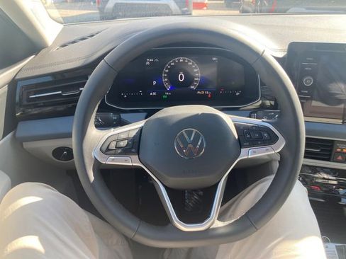 New 2026 Volkswagen Jetta SE image 11