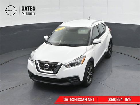 Used 2018 Nissan Kicks SV image 44