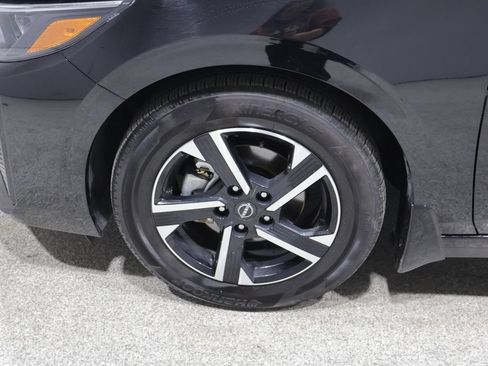 Used 2025 Nissan Sentra SV w/ All-Weather Package FWD image 9