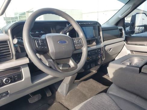 Certified 2024 Ford F250 XLT image 10