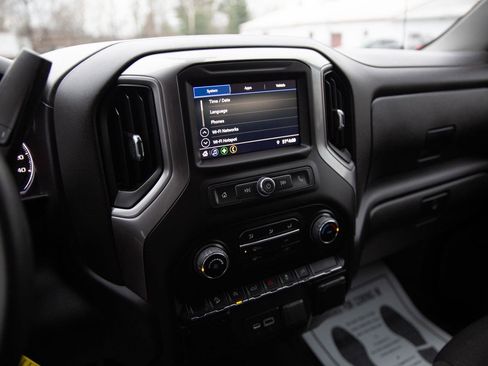 Used 2022 Chevrolet Silverado 1500 Custom Trail Boss image 7