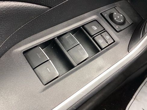 Used 2025 Toyota RAV4 XLE image 15