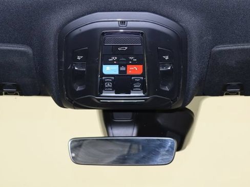 Used 2023 Jeep Grand Cherokee L Laredo AWD/4WD image 27