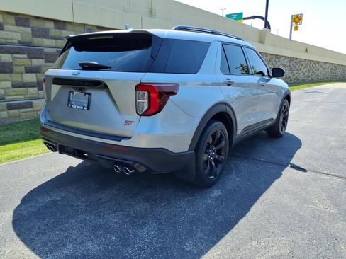 Used 2020 Ford Explorer ST w/ ST Street Pack AWD/4WD image 10