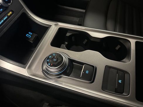 Certified 2024 Ford Edge SEL w/ Convenience Package image 10