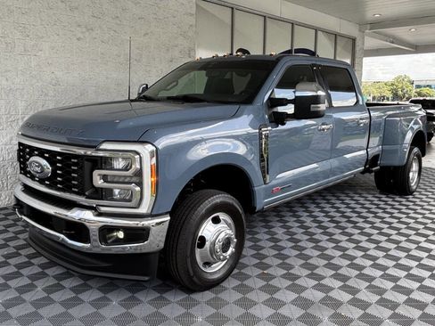 Used 2023 Ford F350 Lariat w/ Lariat Ultimate Package image 39