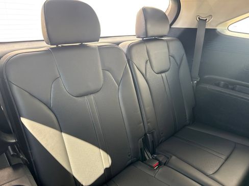 Used 2023 Kia Sorento S w/ Panoramic Sunroof Package AWD/4WD image 21