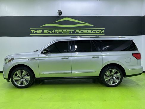 Used 2018 Lincoln Navigator L Reserve w/ Technology Package image 6