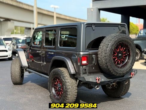 Used 2020 Jeep Wrangler Unlimited Rubicon AWD/4WD image 3
