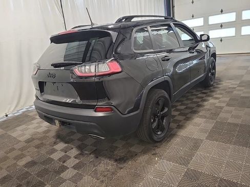 Used 2022 Jeep Cherokee Latitude Lux w/ Sun & Sound Group AWD/4WD image 3