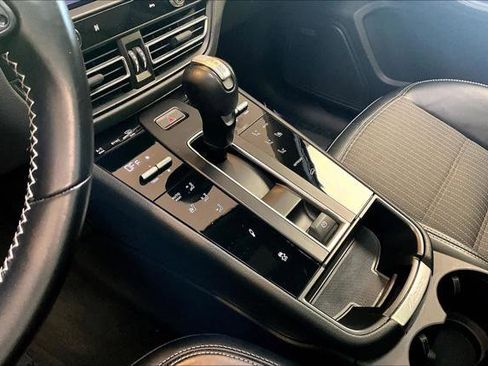 Used 2024 Porsche Macan Turbo AWD/4WD image 16