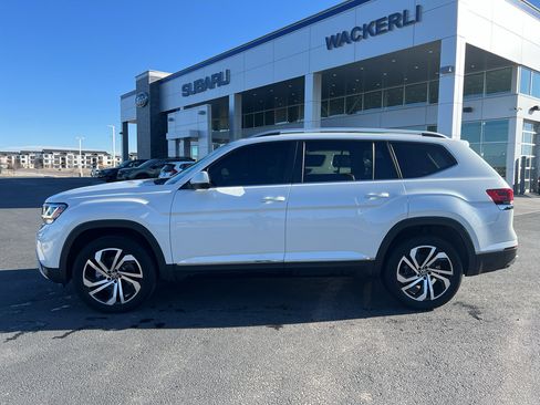 Used 2023 Volkswagen Atlas SEL image 2