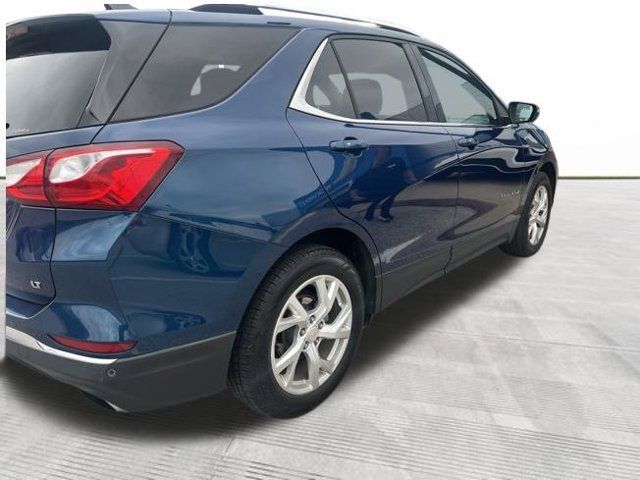 Used 2019 Chevrolet Equinox LT FWD image 2