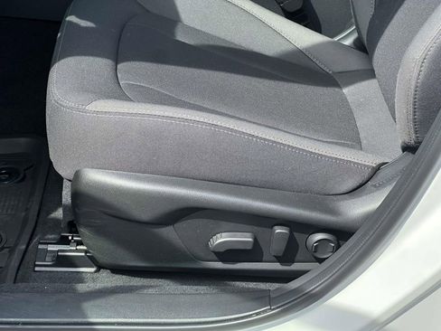 Certified 2025 Subaru Crosstrek 2.0i Premium image 14