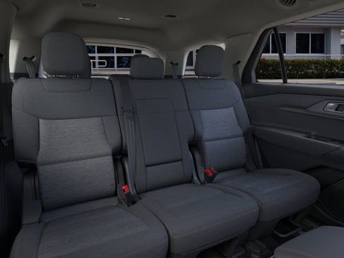 New 2026 Ford Explorer Active RWD image 11