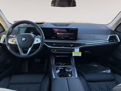 New 2026 BMW X7 xDrive40i AWD/4WD image 10