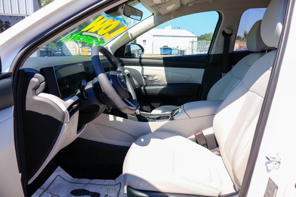 Used 2026 Hyundai Tucson SEL FWD image 7