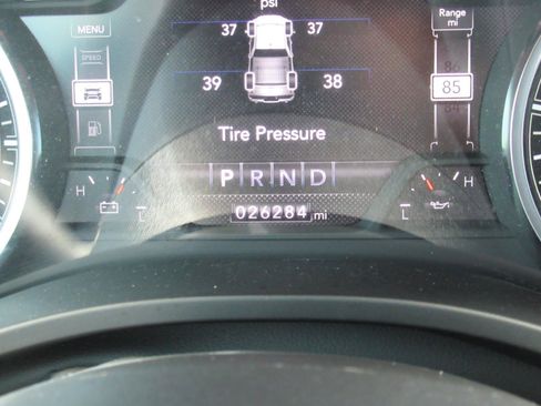 Used 2023 RAM 1500 Laramie AWD/4WD image 34