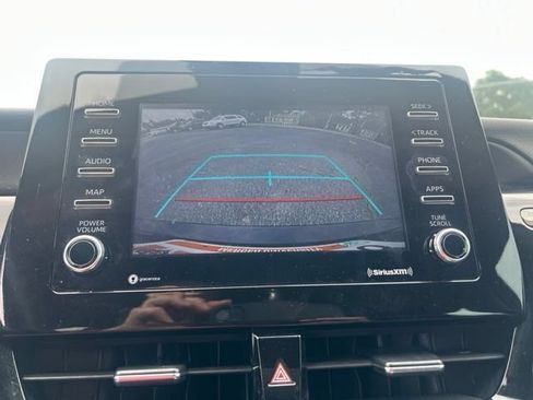 Used 2023 Toyota Camry SE FWD image 10