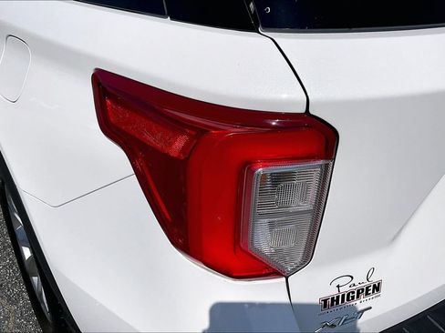 Certified 2023 Ford Explorer XLT w/ Equipment Group 202A RWD image 31