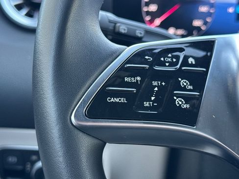 Certified 2025 Mercedes-Benz GLA 250 image 29