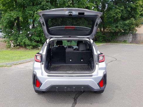 Used 2024 Subaru Crosstrek 2.0i AWD/4WD image 32