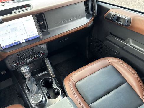 Used 2024 Ford Bronco Outer Banks image 20