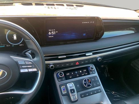 Used 2025 Hyundai Palisade Calligraphy AWD/4WD image 7