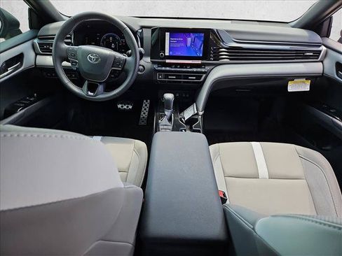 Used 2026 Toyota Camry SE w/ Convenience Package FWD image 17
