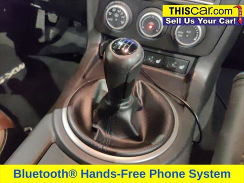 Used 2015 MAZDA MX-5 Miata Grand Touring w/ Premium Package RWD image 17