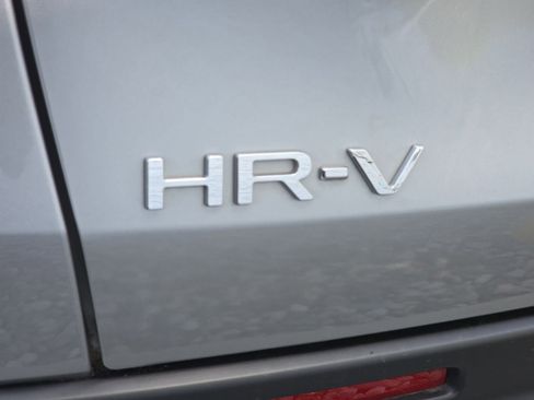 Certified 2023 Honda HR-V LX image 8