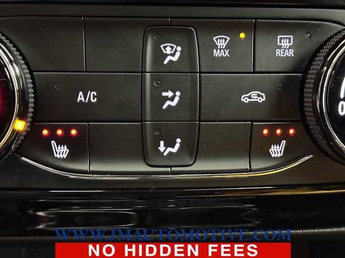 Used 2022 Buick Encore GX Preferred w/ Cold Weather Comfort Package image 38