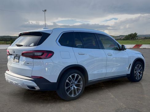 Used 2021 BMW X5 sDrive40i w/ Premium Package 2 RWD image 3