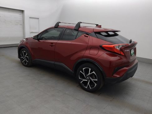 Used 2018 Toyota C-HR XLE image 3